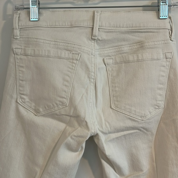 LOFT Women's Straight Leg Modern Cuffed Crop Cream Jeans 24/00 - Picture 8 of 8